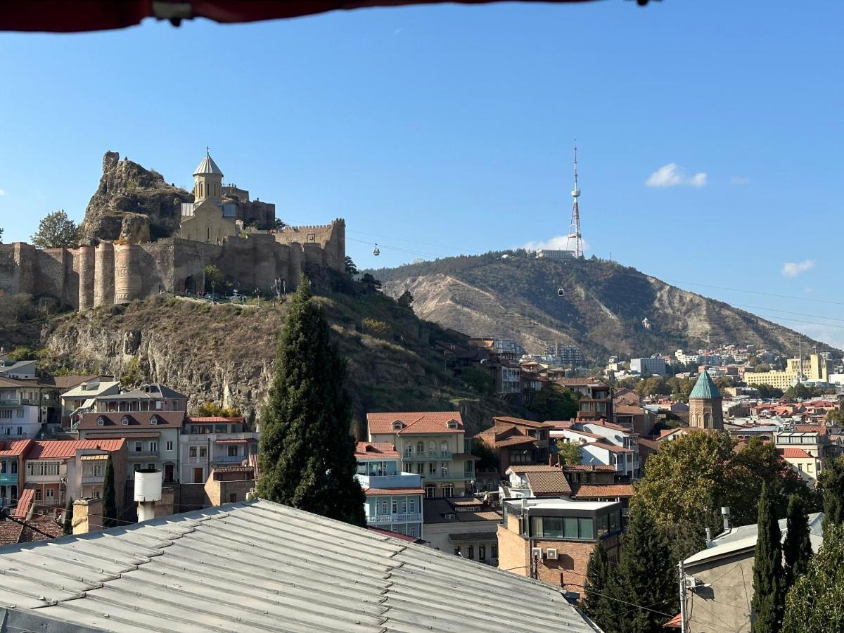 Giorgi Apartment Tbilisi Esterno foto