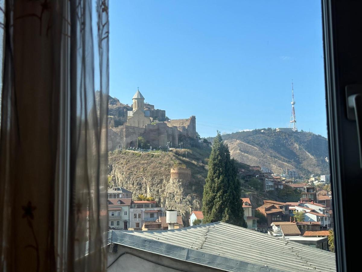 Giorgi Apartment Tbilisi Esterno foto