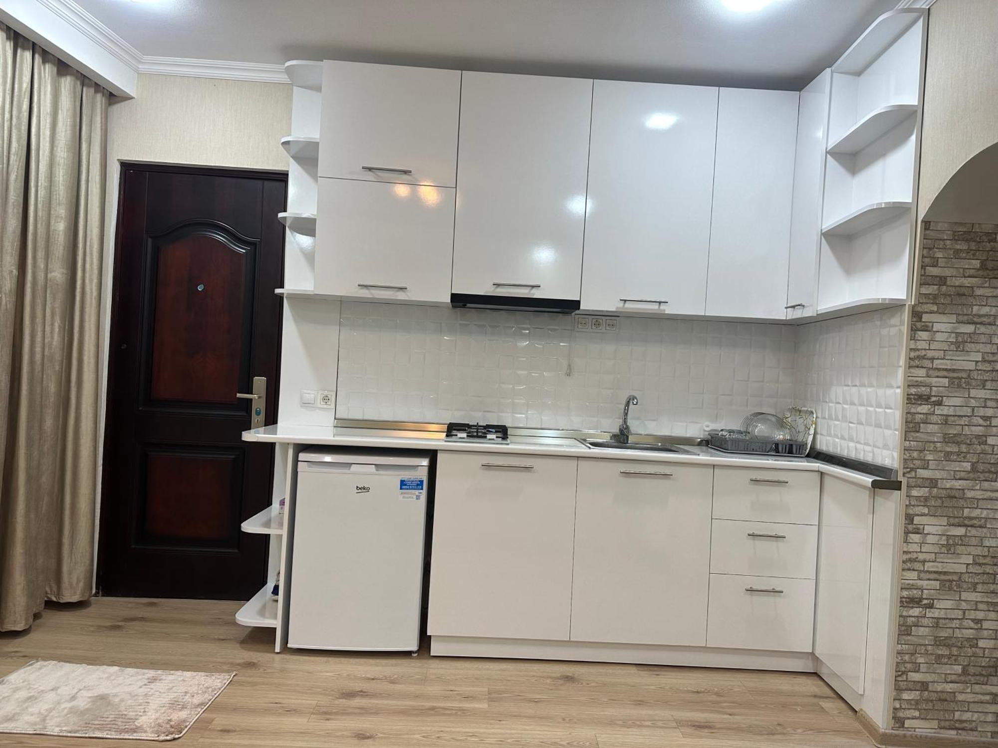 Giorgi Apartment Tbilisi Esterno foto