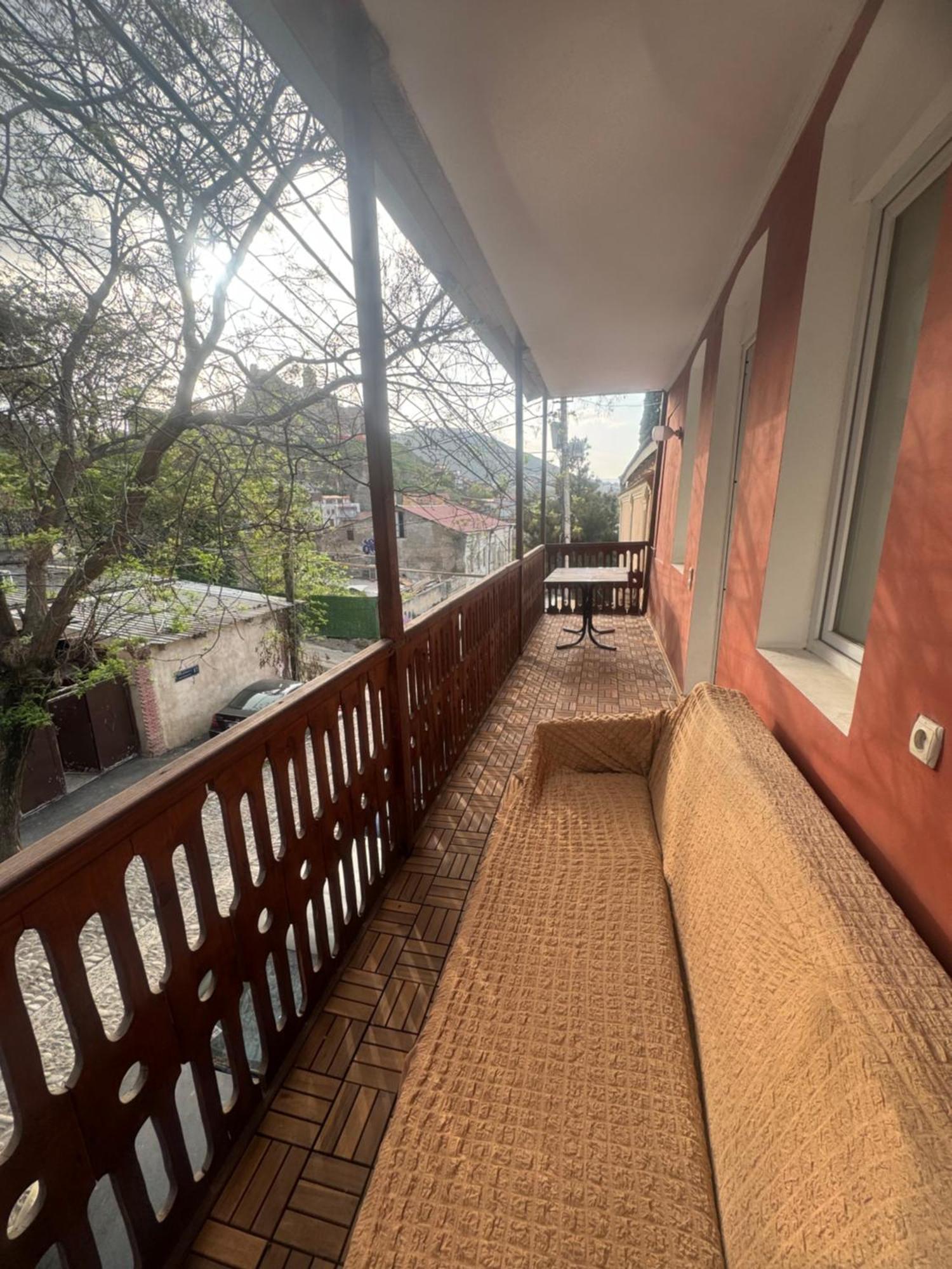 Giorgi Apartment Tbilisi Esterno foto